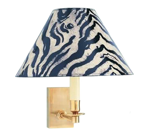 W3-024 - Large Fixed Arm Wall Light with Oblong Backplate