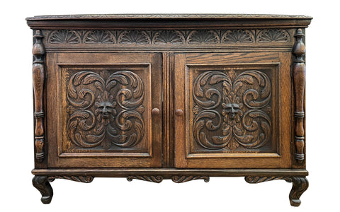 ANT77 - English Oak Antique Arts and Crafts, Green Man Tree spirit Cabinet